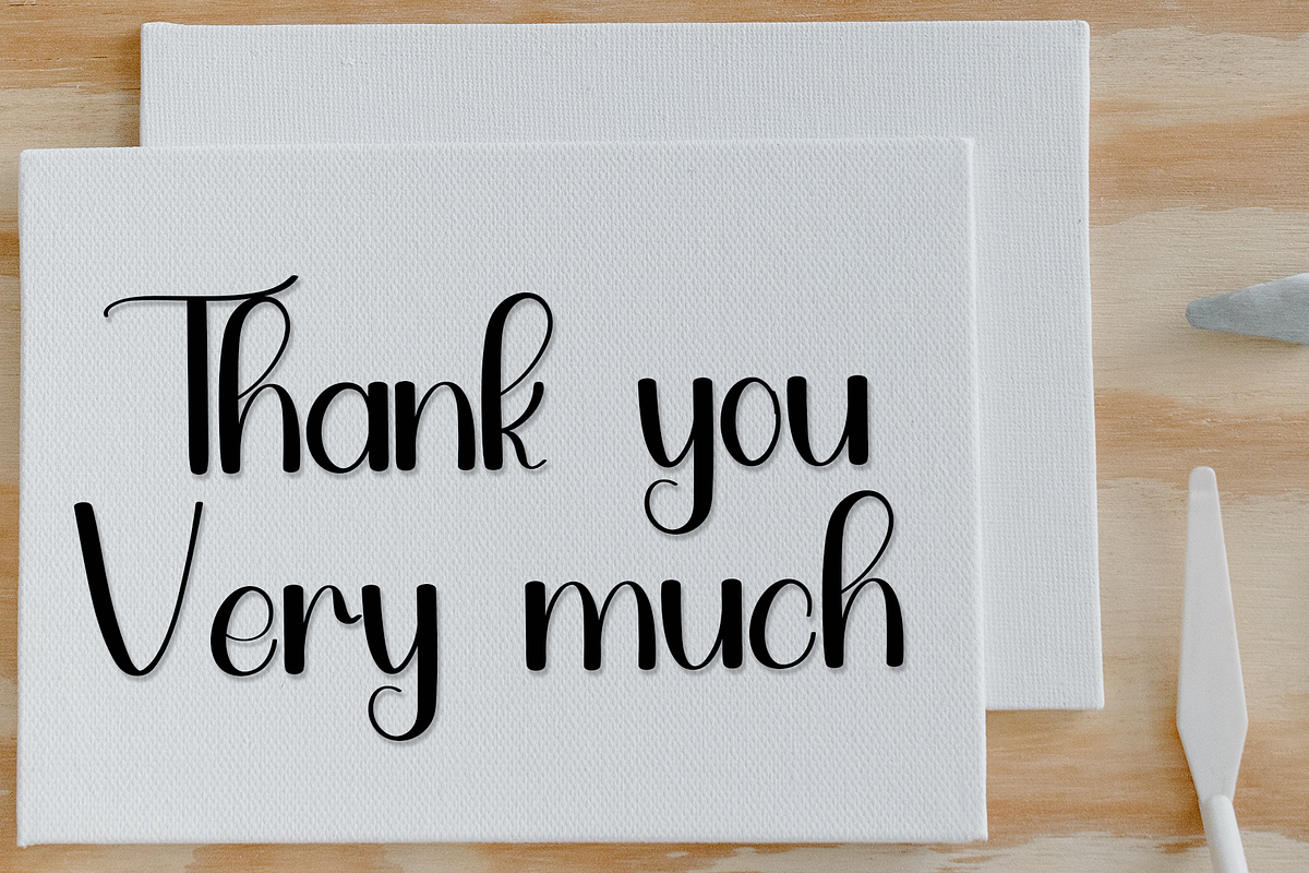 Signaturee, a Handwritten Font by FreshTypeINK (Photo 3 of 8)