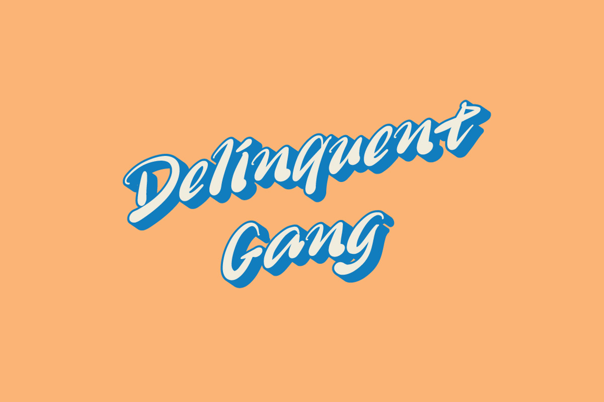 Arunika Brush Font, a Script Font by Kreasi Malam (Photo 3 of 4)