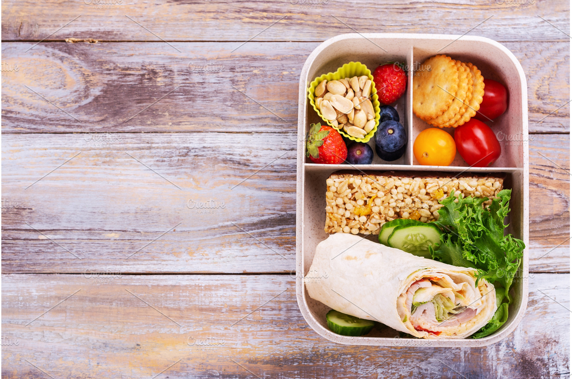 Healthy school lunch box, a Food & Drink Photo by Ekaterina_Markelova