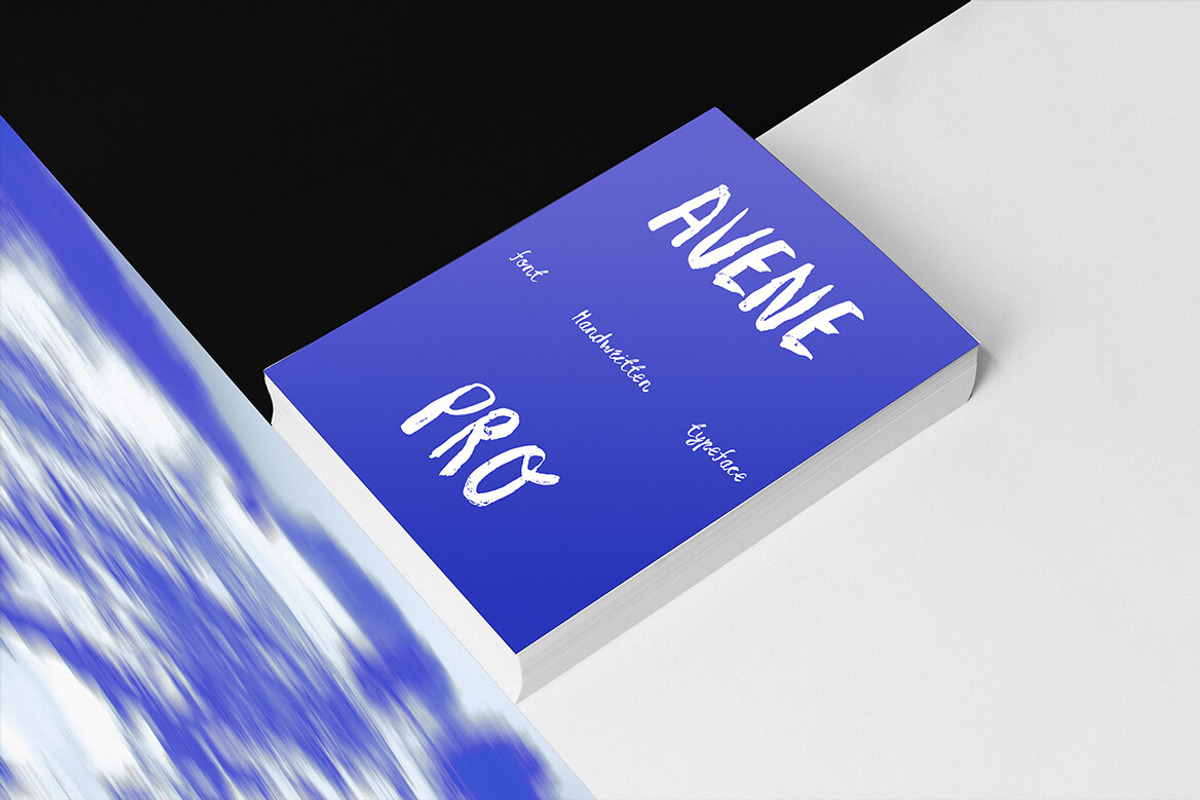 Avene PRO Brush Font