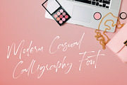 Dearly SVG Font, a Script Font by Fontsgood (Thumbnail 3 of 8)
