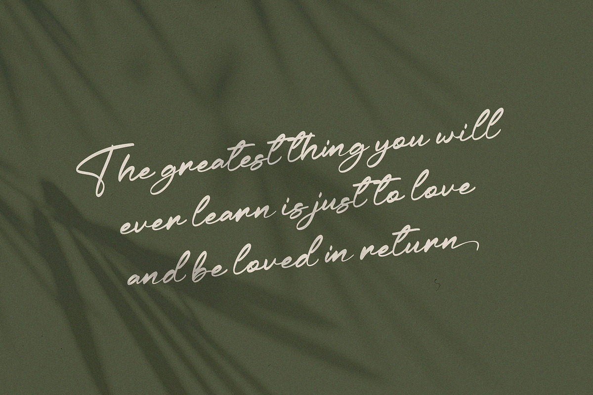 Leicesha – Elegant & Classy Script, a Handwritten Font by BrandSemut (Photo 3 of 11)