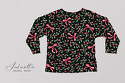 Christmas Mistletoe Seamless Pattern, a Pattern Graphic by SirenaArt (Thumbnail 11 of 16)