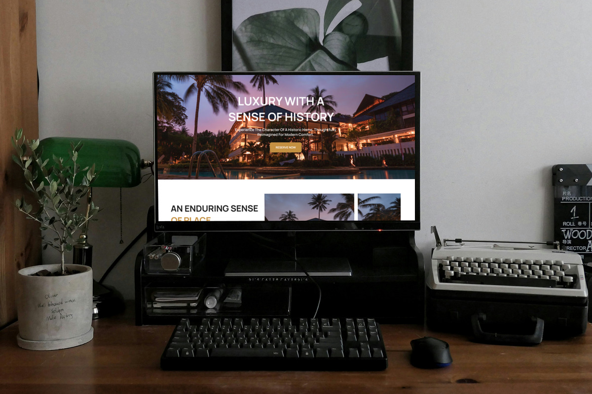 Cusion Heritage Luxury Hotel Landing, a Landing Page Template by trabaskriya (Photo 5 of 5)