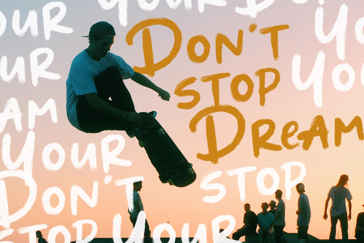 Day dream | Handwritten SVG Font preview 7