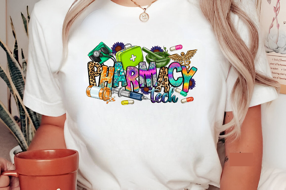 Pharmacy Tech PNG, an Illustration by Designking (Photo 4 of 4)