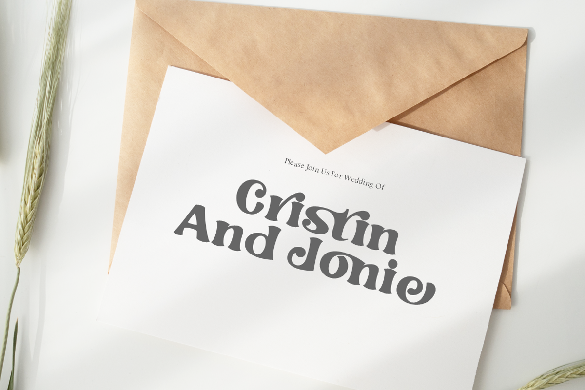 Stylistic Vibe, a Sans Serif Font by Joko Setiono (Photo 3 of 21)