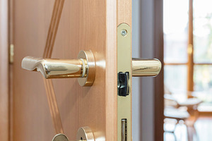 Elegant Modern door, an Architecture Photo by KYNA STUDIO