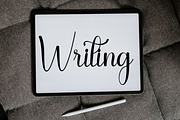 Holiday Magic, a Handwritten Font by InermediaSTUDIO (Thumbnail 7 of 8)