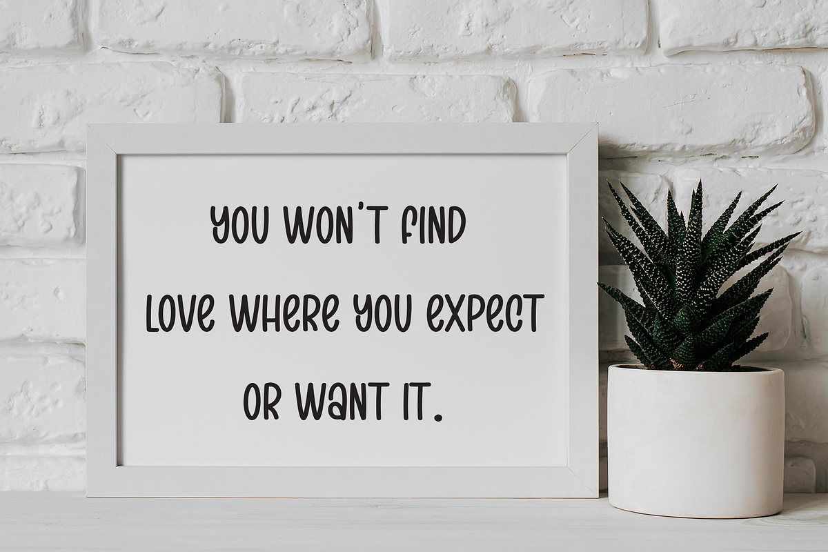 Beautiful | Script Font, a Script Font by Scratchones (Photo 3 of 9)