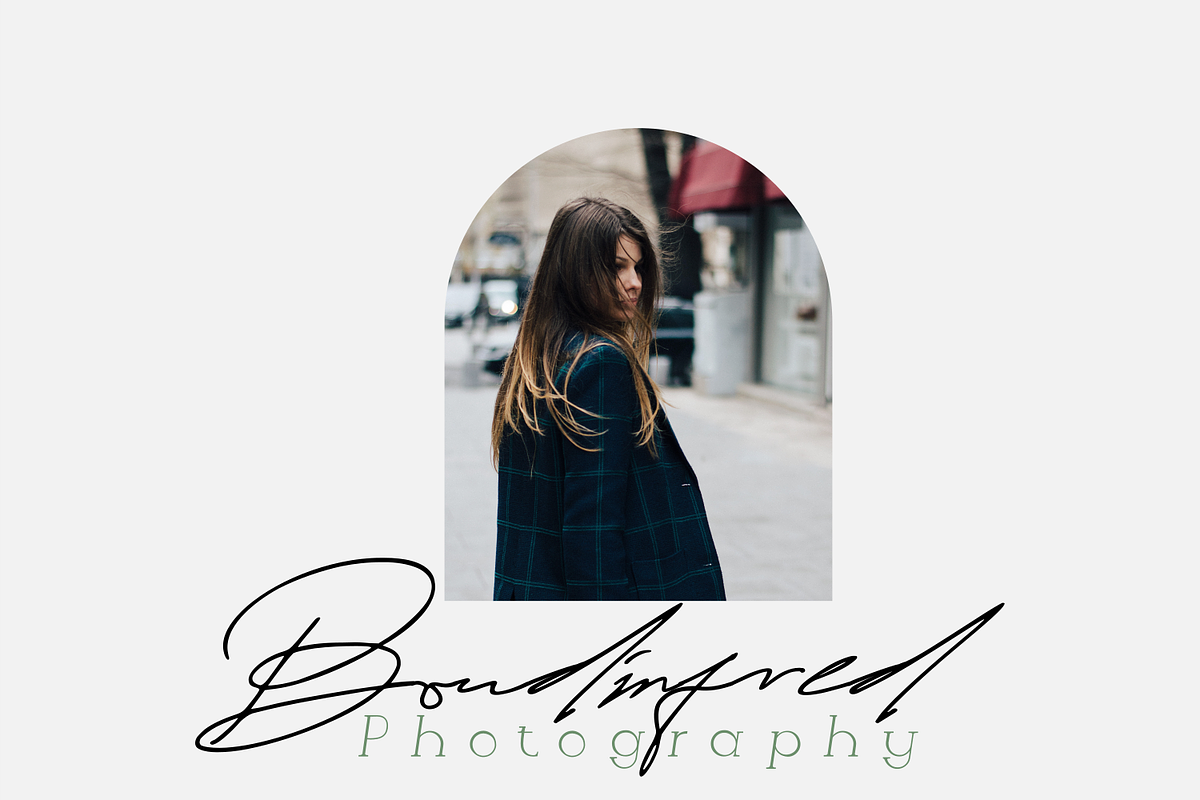 Diragades | Signature Script, a Script Font by Mozyen Studio (Photo 4 of 10)