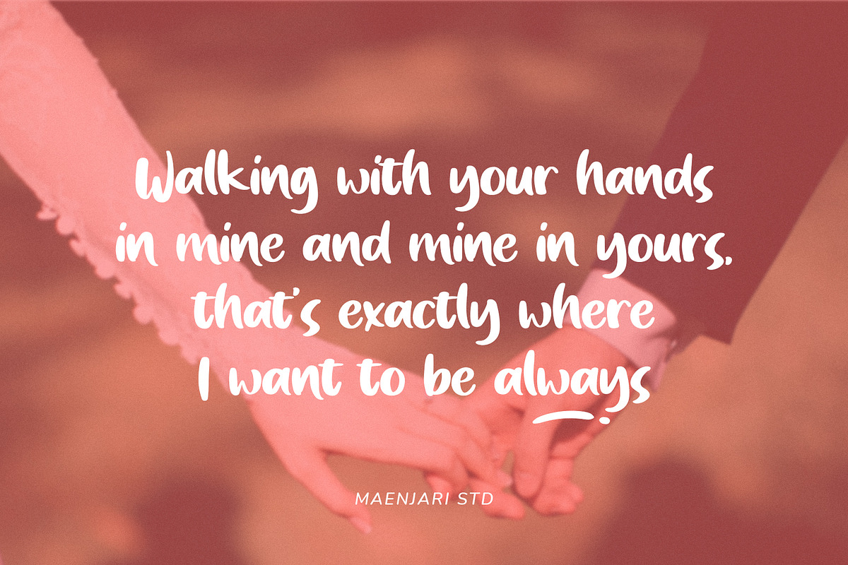 Bloattey - A Fun Bubbly Typeface, a Script Font by Maenjari Std (Photo 7 of 10)