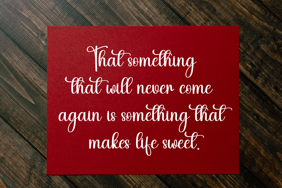 Starnight | Script Font, a Handwritten Font by Scratchones (Photo 5 of 9)