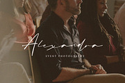 SALE ! Amanda Signature Font, a Script Font by Vultype Co. (Thumbnail 2 of 9)