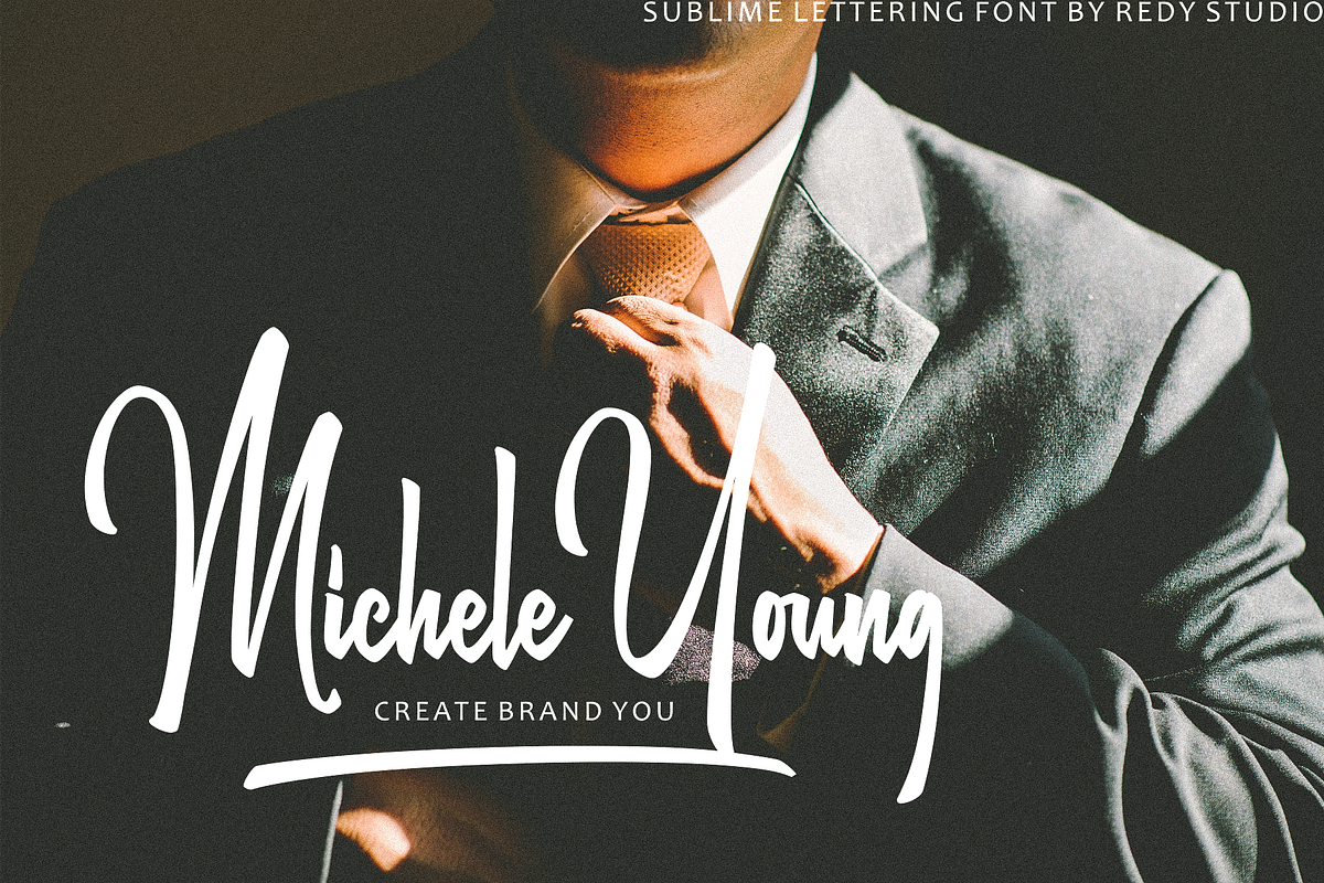 Sublime Lettering Font, a Script Font by RedyStudio (Photo 8 of 18)