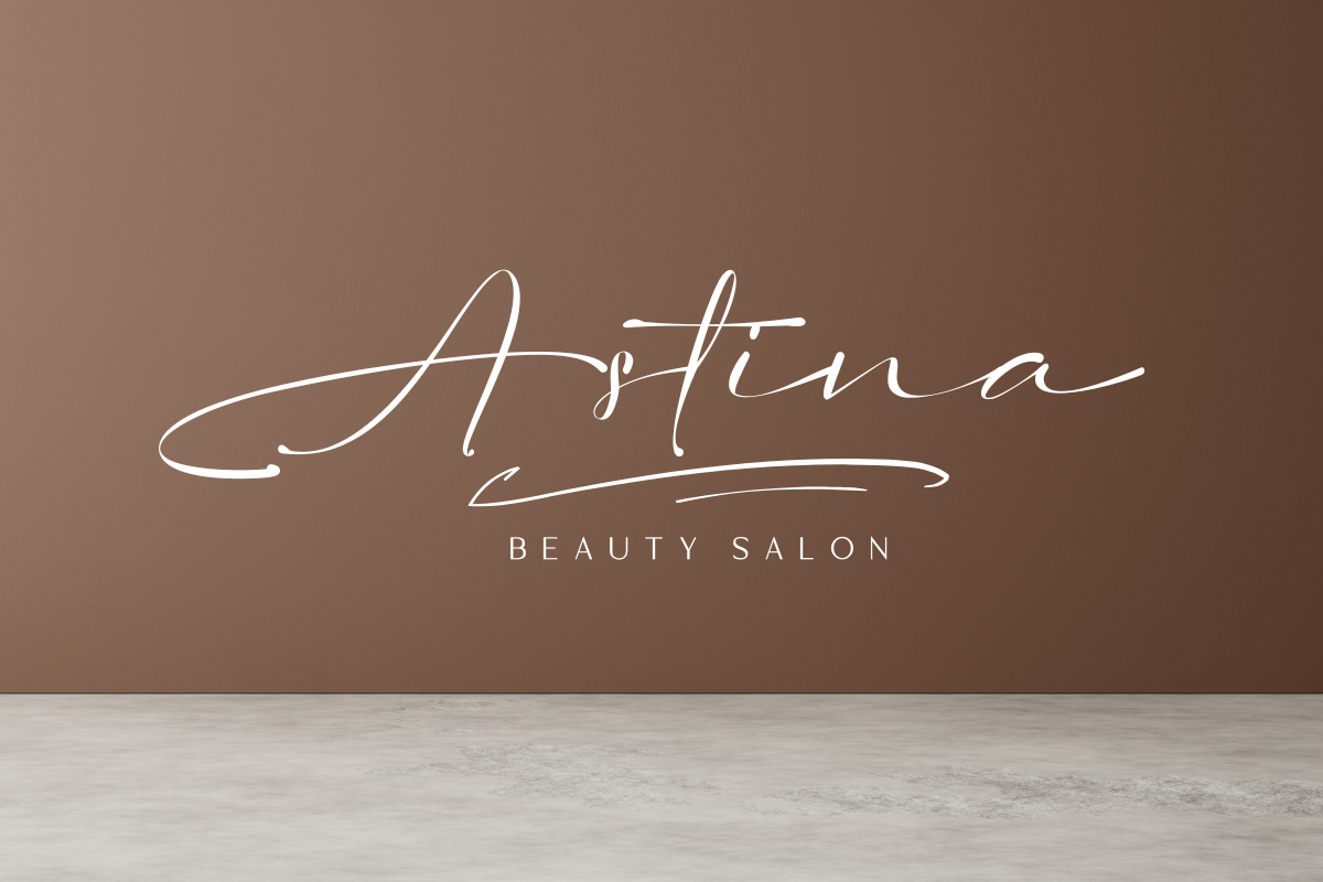 Purelines – Elegant Signature Font, a Script Font by Fikryal Studio (Photo 8 of 13)