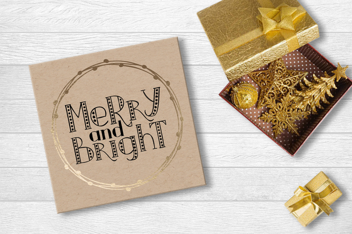 MERRY LIGHTS - Christmas font preview 3