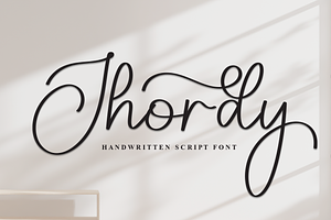 Jhordy Script Font