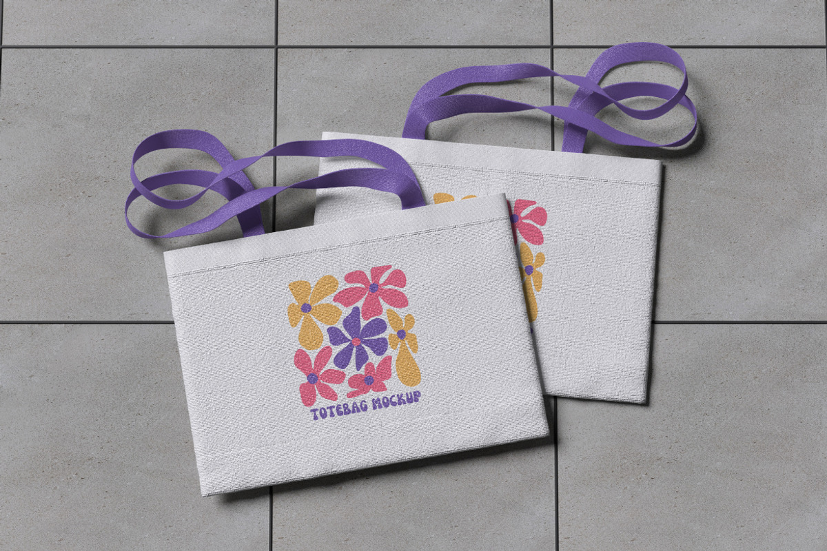 Totebag Mockup Bundle Set, a Packaging Mockup by Rielismee (Photo 3 of 5)