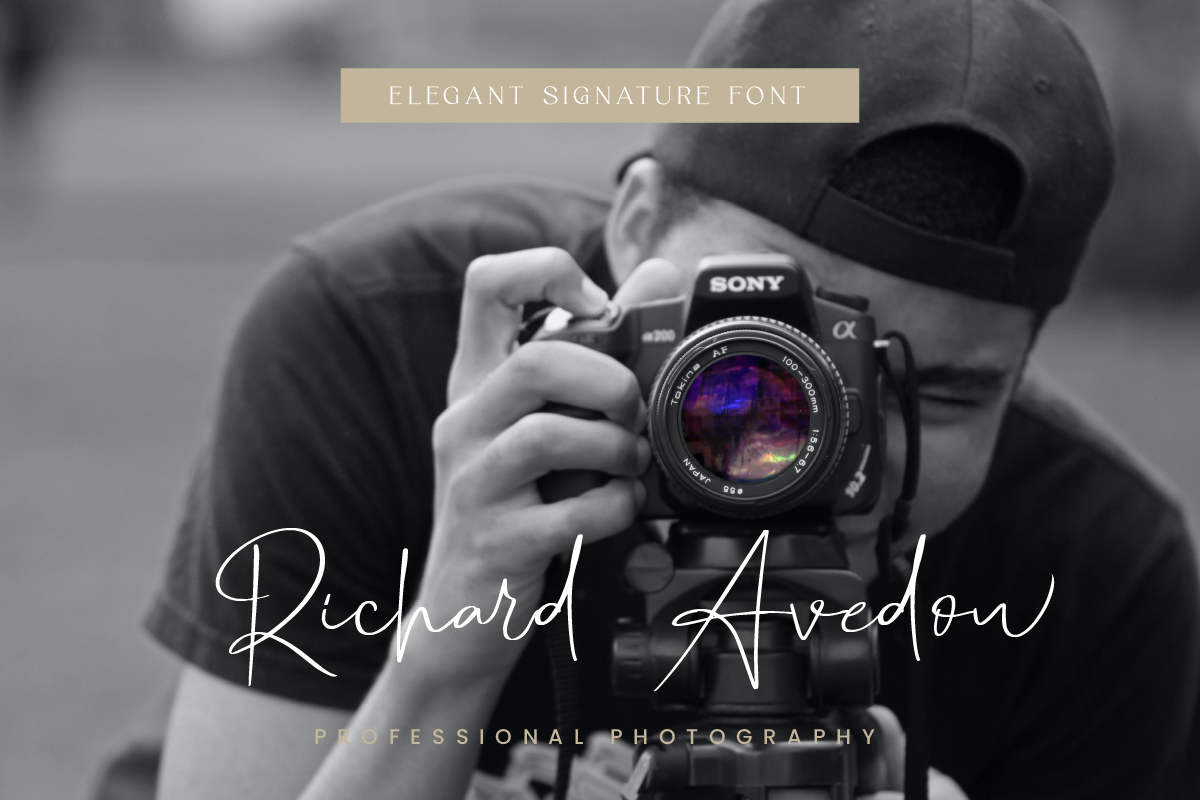 Phitagate Elegant Signature Font, a Script Font by Ronny Studio (Photo 6 of 13)