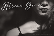 Houstiny - Handwritten Font, a Script Font by Megi Satyo Widodo (Thumbnail 13 of 17)