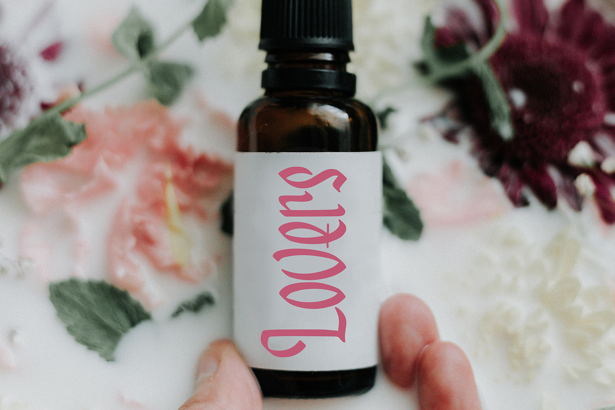 Rosemary - Elegant And Beauty Font, a Symbol Font by AQR Studio (Photo 7 of 10)