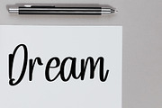 Rabbit, a Handwritten Font by InermediaSTUDIO (Thumbnail 3 of 6)