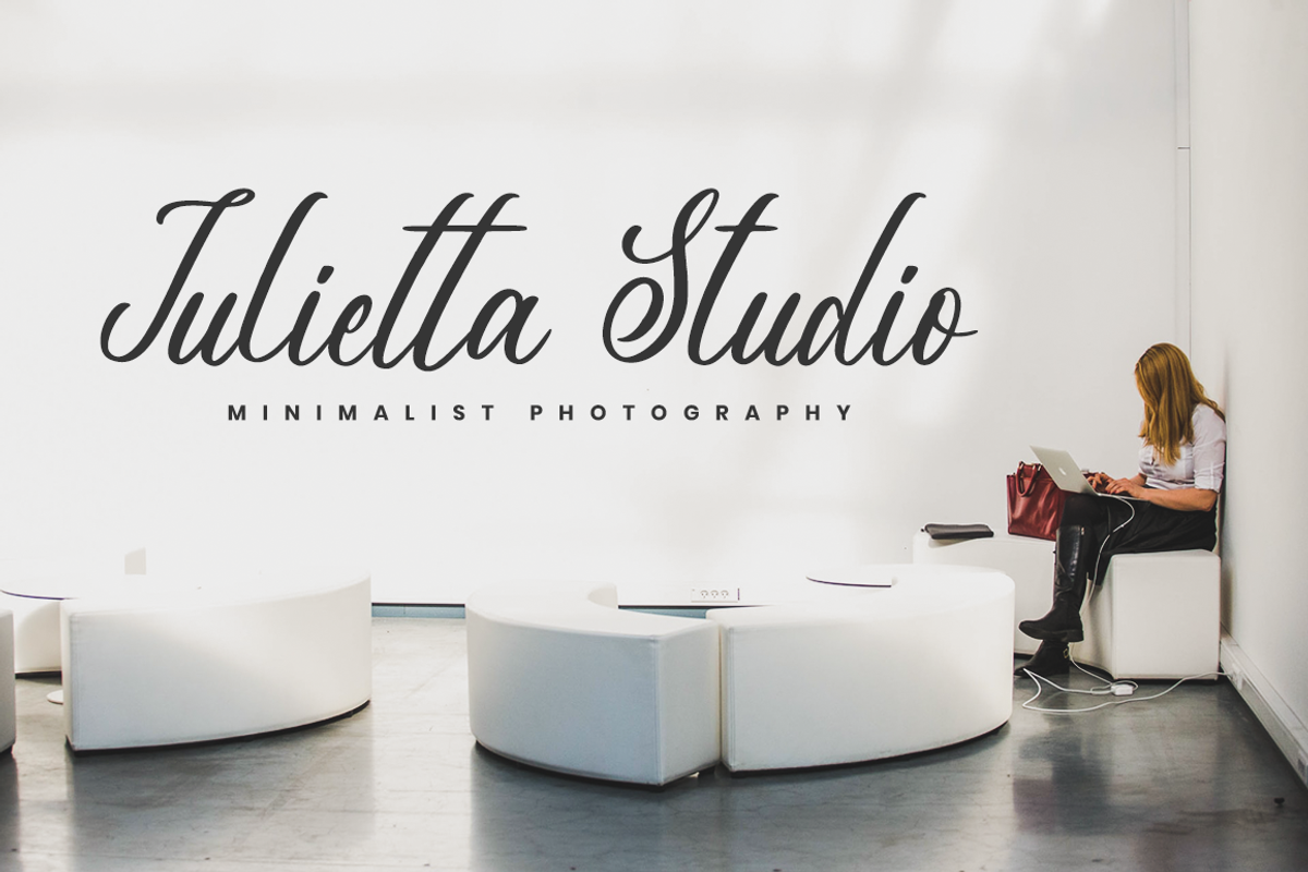 Emiliana a Modern Calligraphy Font, a Script Font by Fatmawati (Photo 5 of 12)