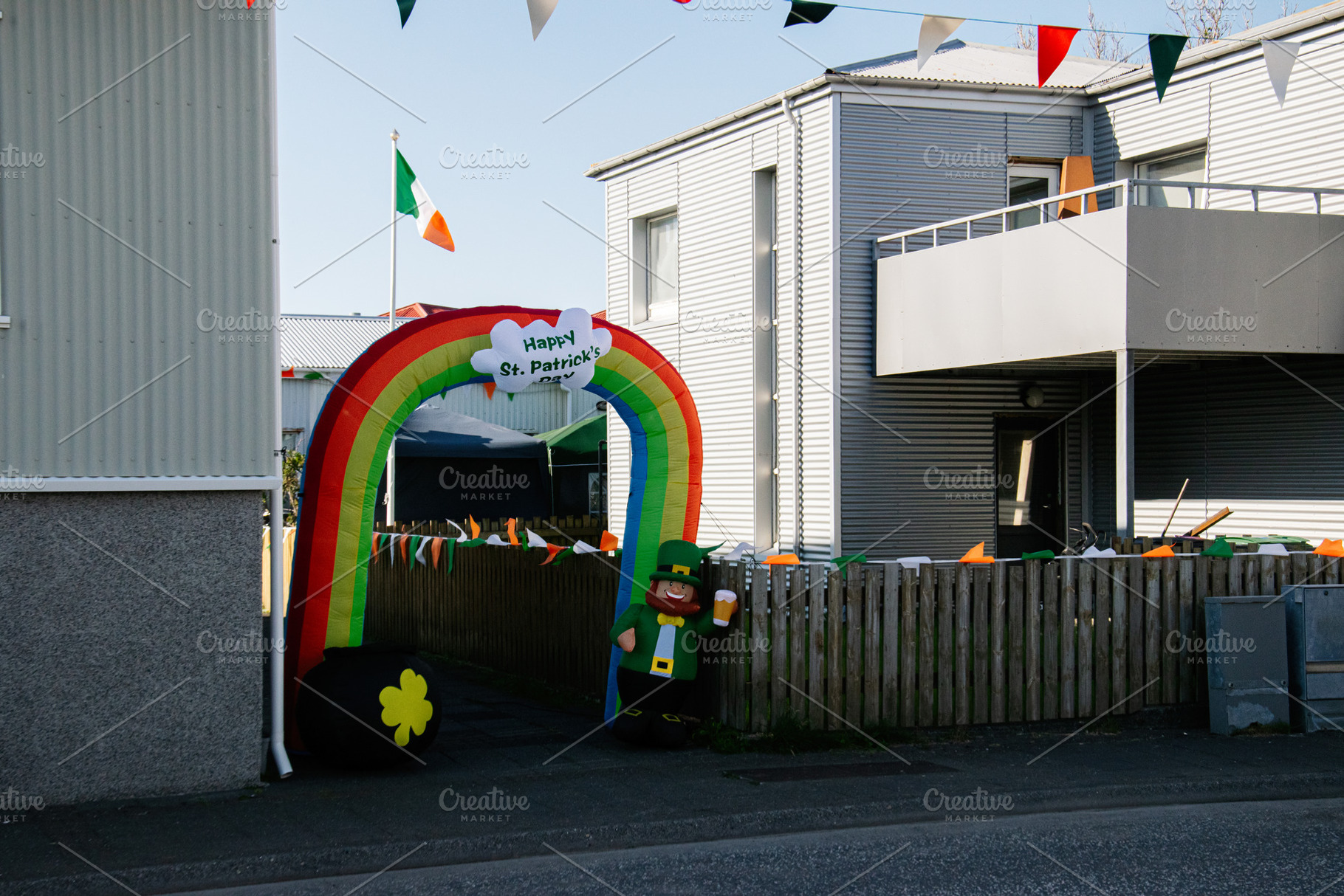 St. Patrick's Day decoration at an Irish celebration in Akranes, Iceland, a Photo by AS photostudio