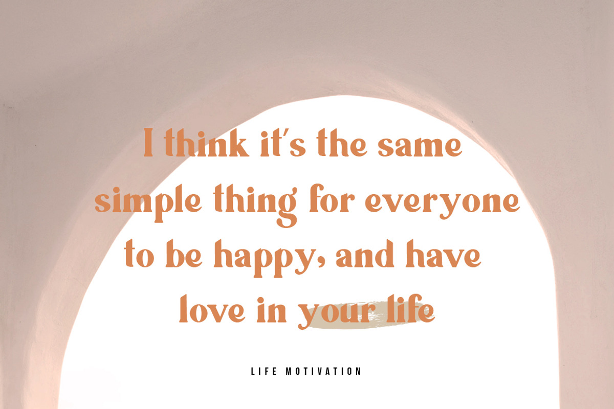Ragila ~ Ligature Serif Font, a Serif Font by Vultype Co. (Photo 10 of 16)