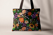 Flowers, cards + seamless patterns, a Decorative Illustration by Good Studio (Thumbnail 6 of 10)