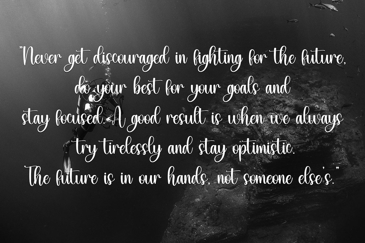 Simple Signature, a Handwritten Font by FreshTypeINK (Photo 2 of 8)