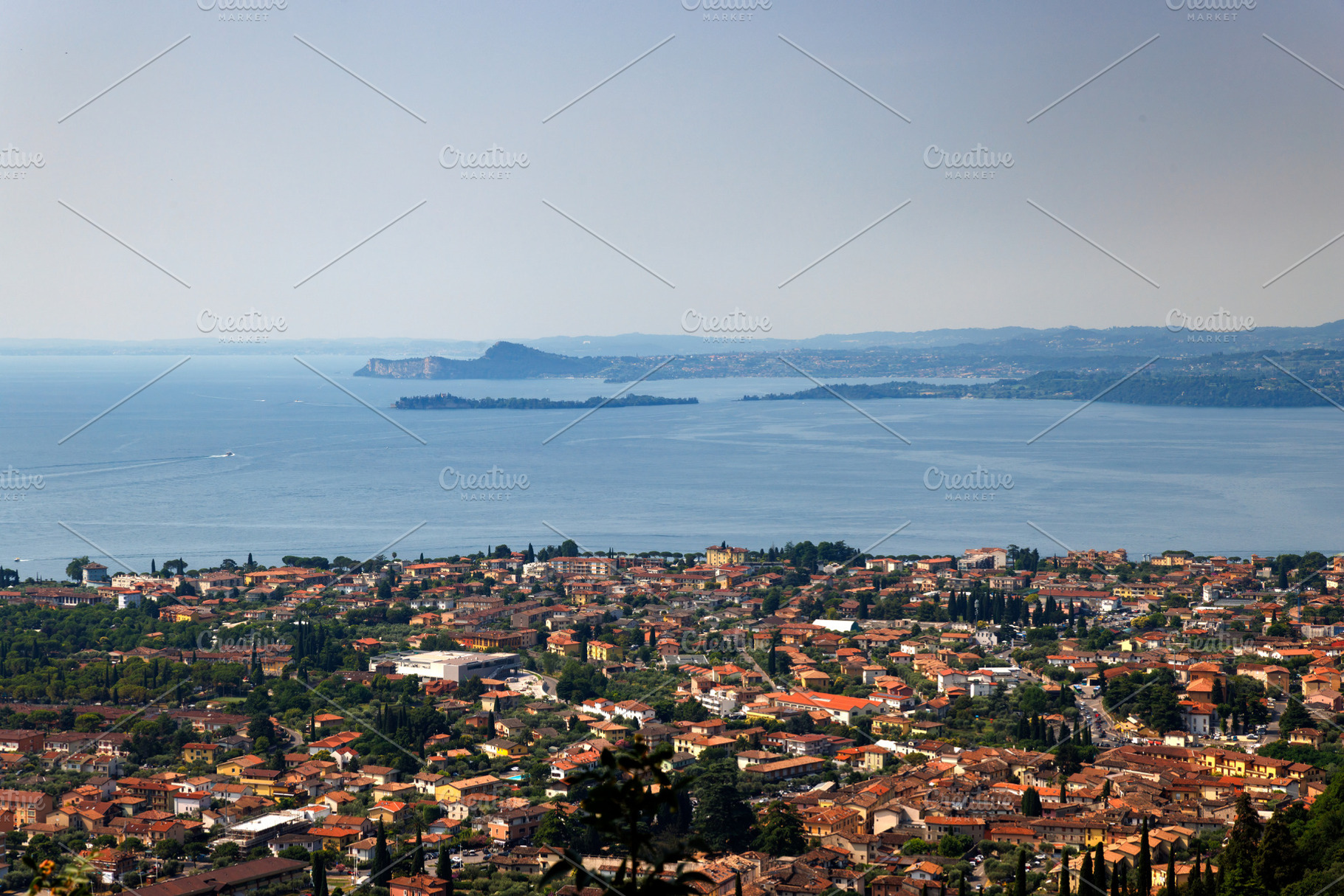 Top View of Lake Garda, an Architecture Photo by Bepslabor