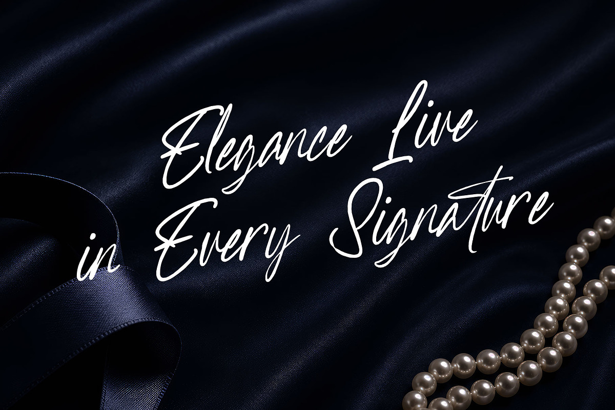 Scarlettia Modern Script Font, a Script Font by RantautypeStudio (Photo 4 of 15)