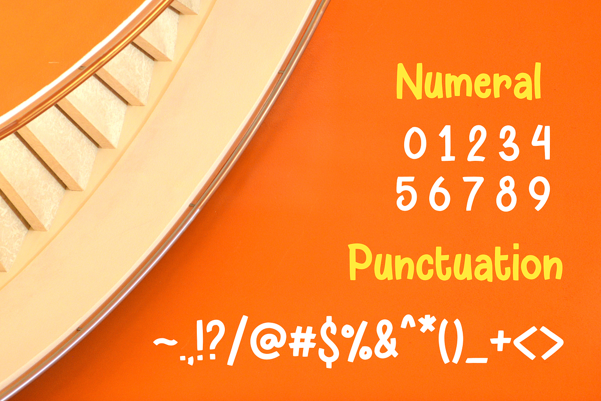 Larys Manice | Fun Font preview 6