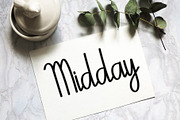 Lucky, a Handwritten Font by InermediaSTUDIO (Thumbnail 5 of 6)