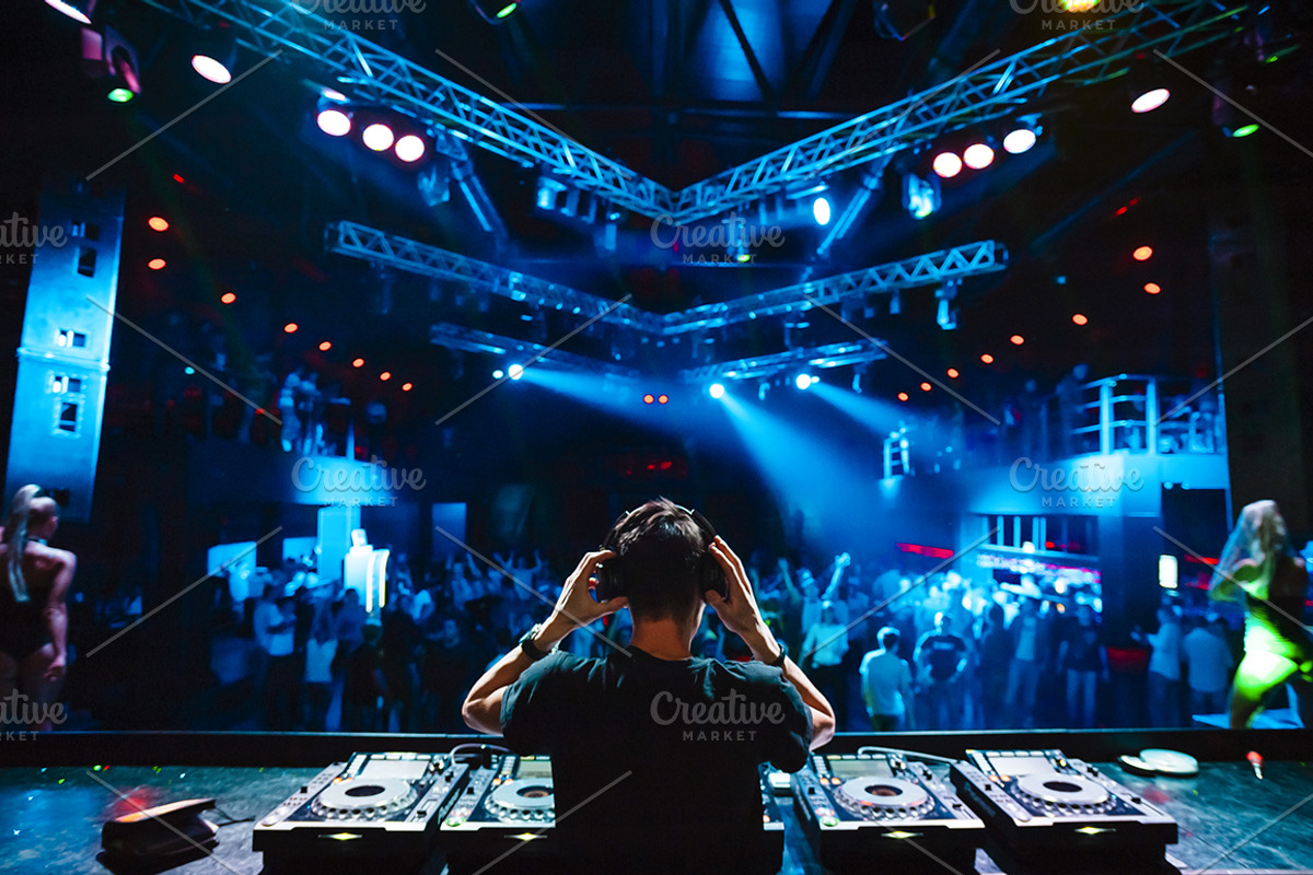 Nightclub dj music stock photo containing techno and scream, an Arts & Entertainment Photo by jason.zakharychev (Photo 1 of 2)