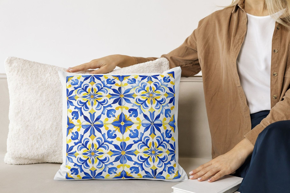 Portuguese Tiles Pattern Collection, a Pattern Graphic by Anna Design Studio (Photo 10 of 17)
