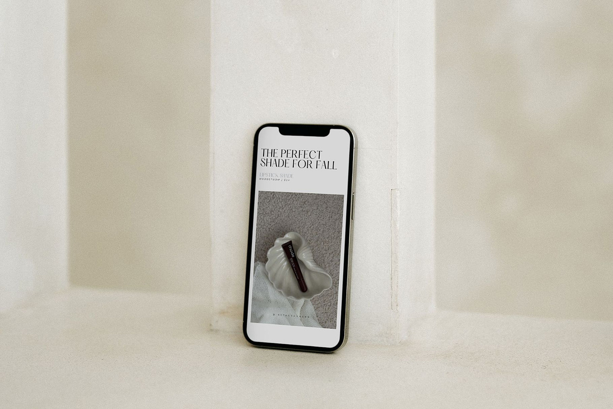 Content Creator Instagram Stories, a Social Media Template by Blush Created (Photo 11 of 12)
