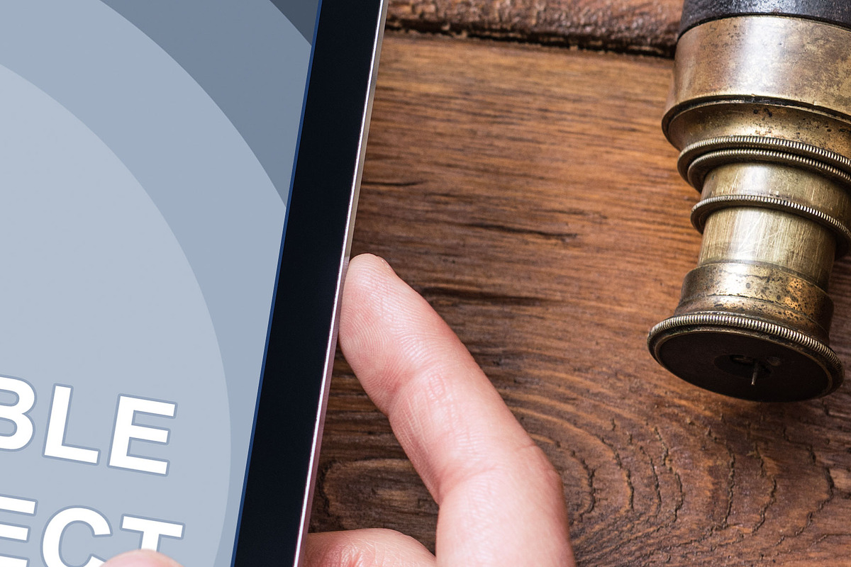 iPad Air Mockup Set - 7 Photo PSD, an iPad Mockup by mockupgeek (Photo 5 of 6)