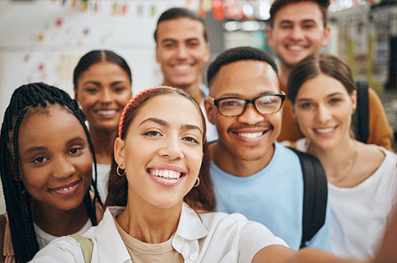 University friends, students and group selfie for social media at college, school and campus. Portrait of diversity, happy and gen z young people studying, education and learning knowledge together, a Photo by Peopleimages.com