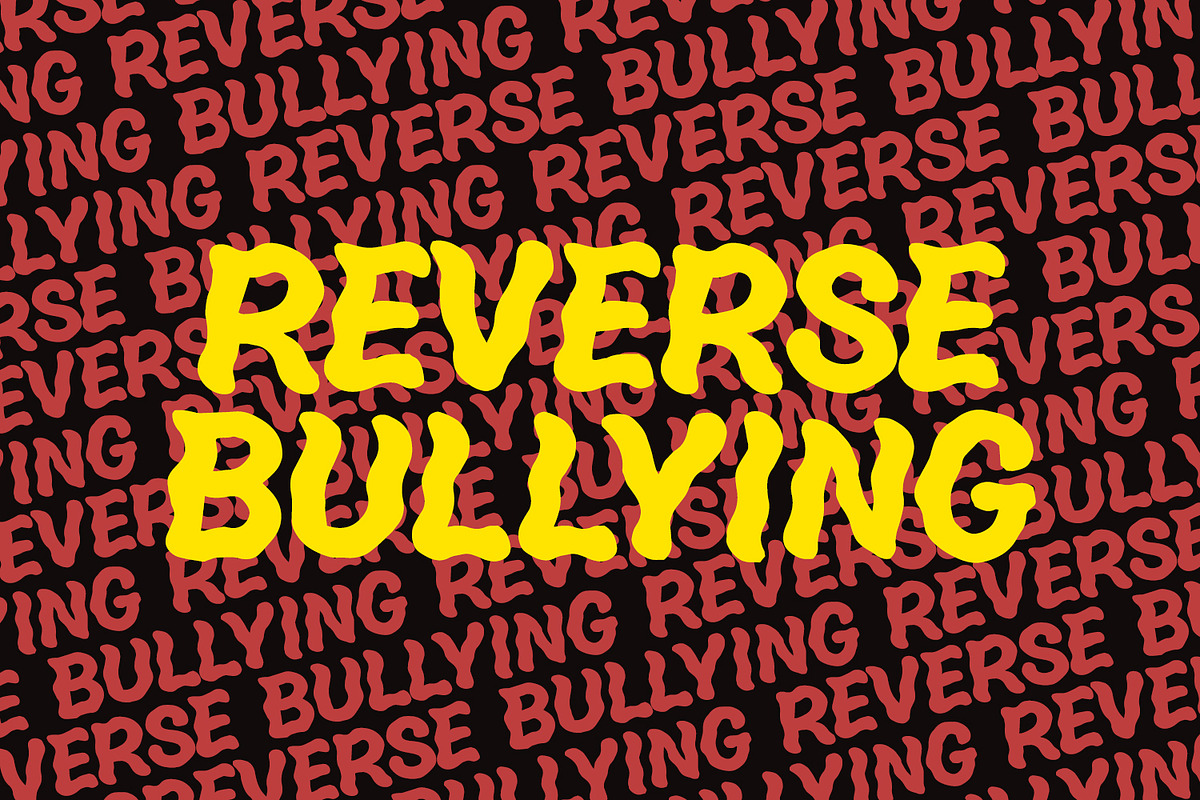 Descret Solvero Wavy All Caps Fonts, a Handwritten Font by Maulana Creative (Photo 7 of 7)