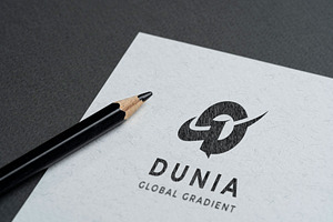 Planet D letter logo
