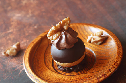 Chocolate Profiteroles (Cream Puffs)