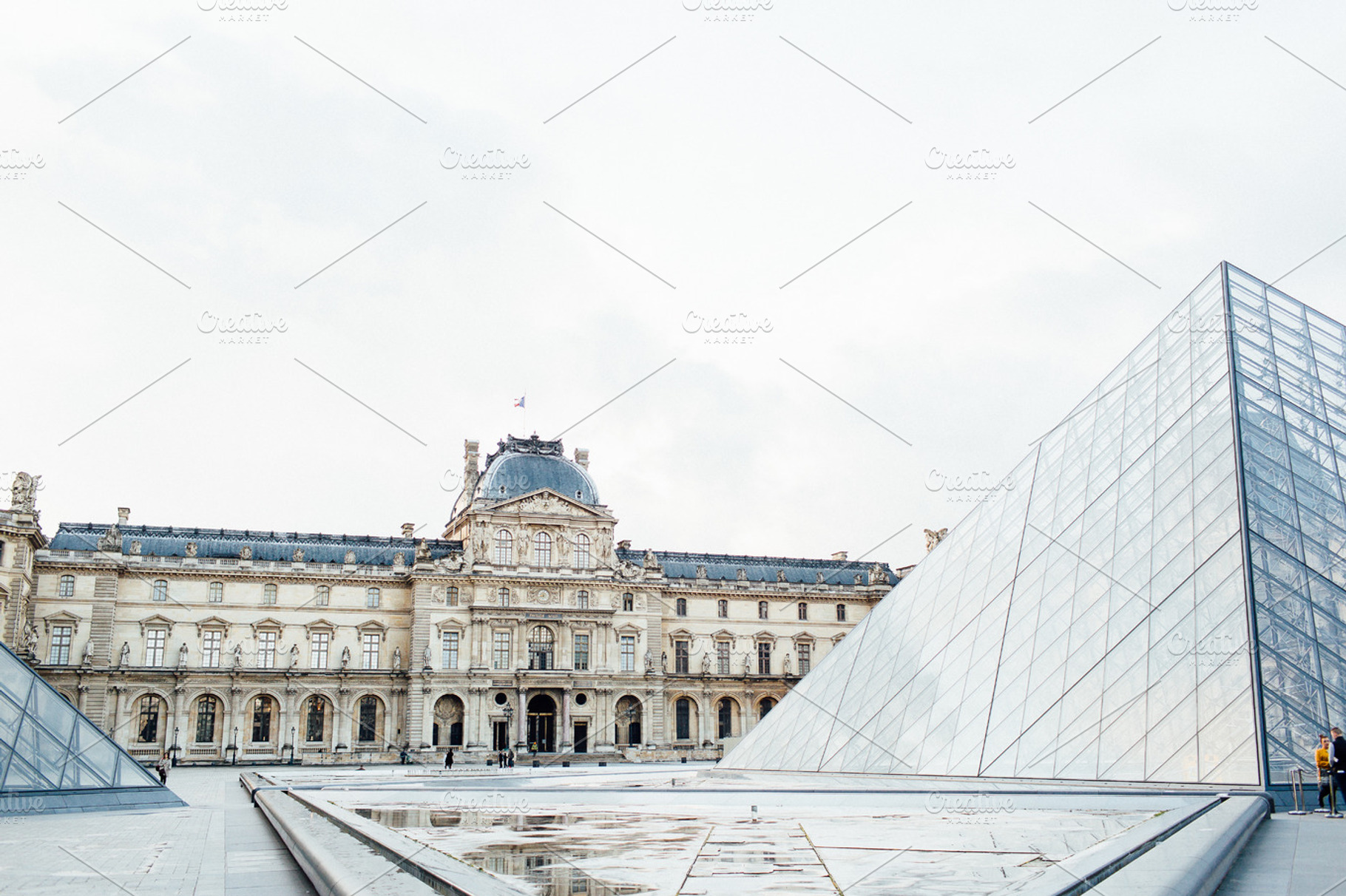 Louvre Museum 2, a Photo by Kunkel Adventures