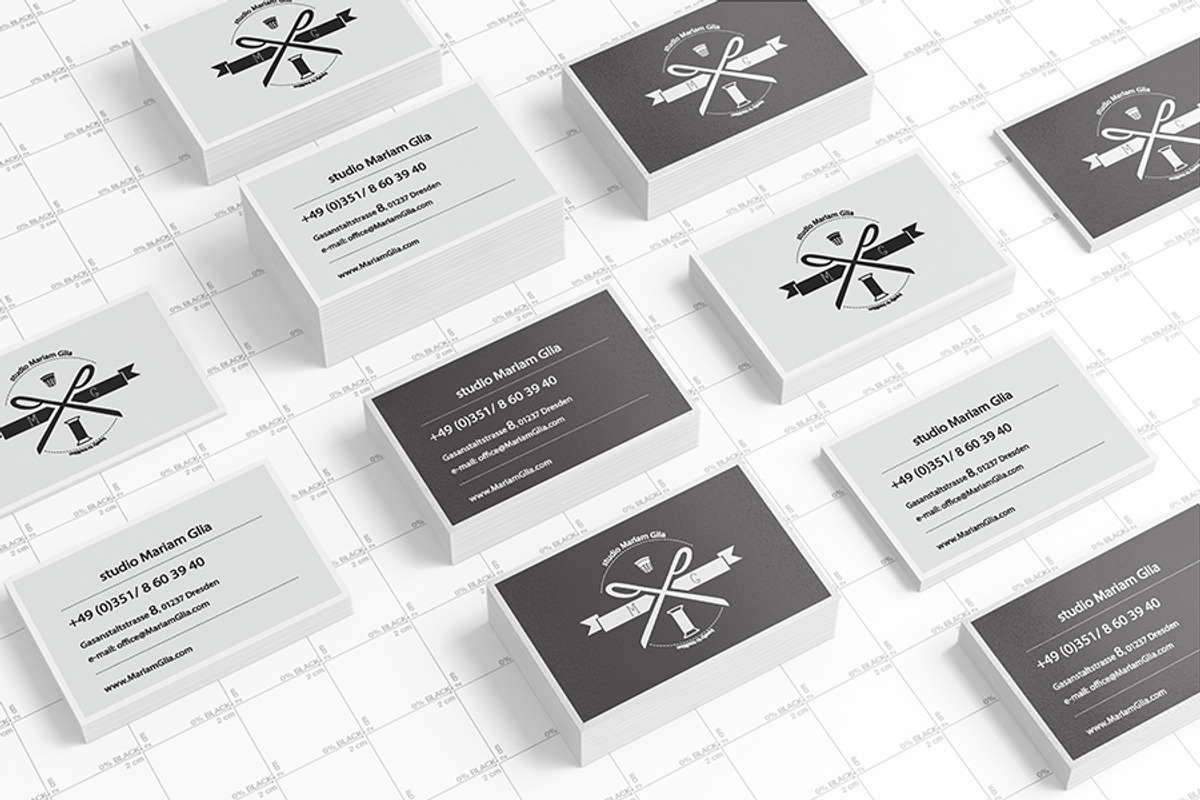 Business Cards Mock up (85x55), a Mockup by ItemBridge (Photo 4 of 5)