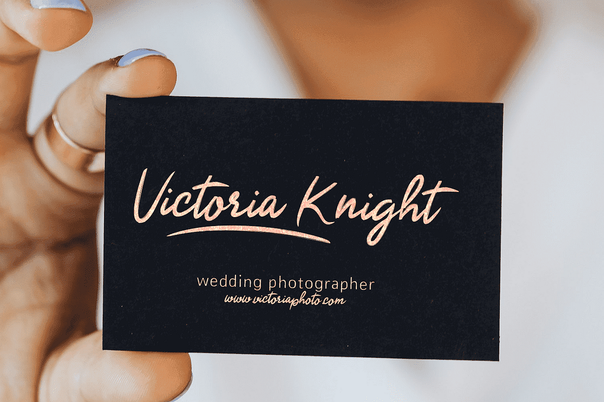 Versatile Azalea Brush Font, a Handwritten Font by Letterhanna Studio (Photo 7 of 15)