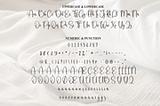 Blanket | Script Font, a Handwritten Font by Scratchones (Thumbnail 7 of 9)