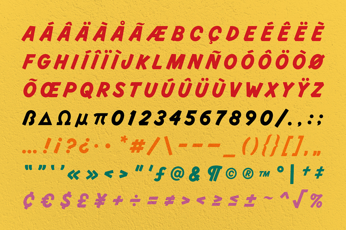 Pintazo Display Typeface, a Handwritten Font by benharman (Photo 3 of 5)