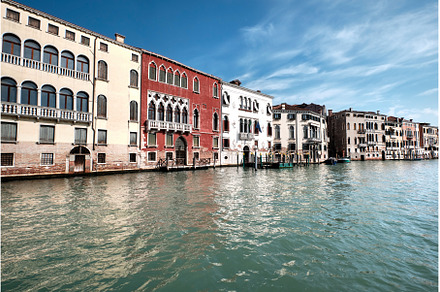 Venice, Italy. Historic houses, an Architecture Photo by tilialucida